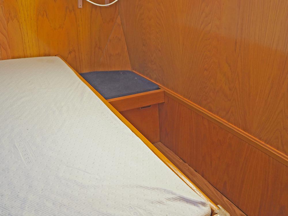 Aft cabin, Accommodation